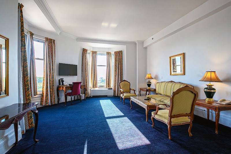 The Congress Plaza Hotel & Convention Center