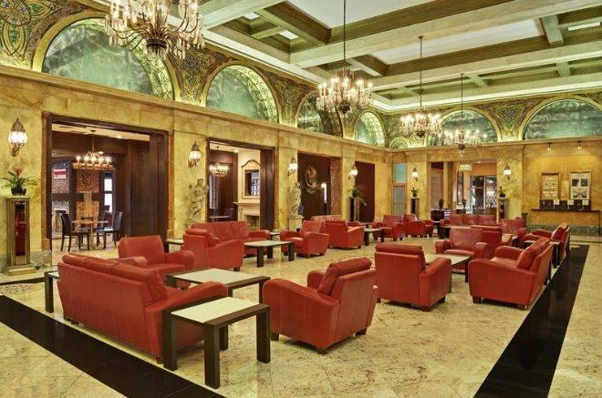 The Congress Plaza Hotel & Convention Center